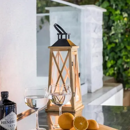 In Arbanija With Terrace, Air Conditioning, Wifi 5139-4 Apartman *