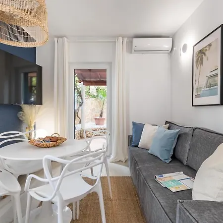 Apartman In Arbanija With Terrace, Air Conditioning, Wifi 5139-4 *