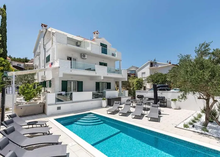 Apartman In Arbanija With Terrace, Air Conditioning, Wifi 5139-4 Trogir