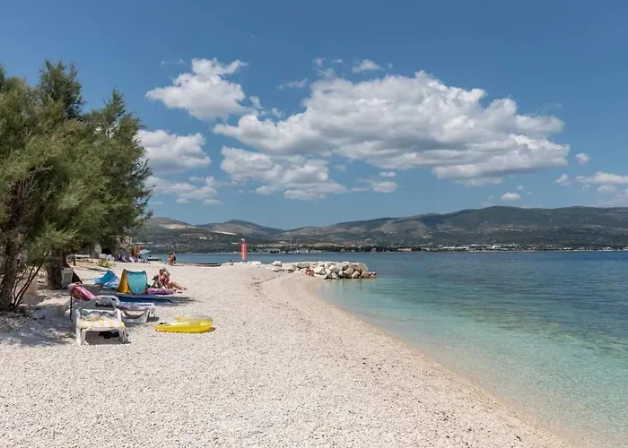 In Arbanija With Terrace, Air Conditioning, Wifi 5139-4