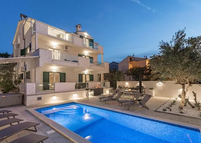 Lägenhet In Arbanija With Terrace, Air Conditioning, Wifi 5139-4