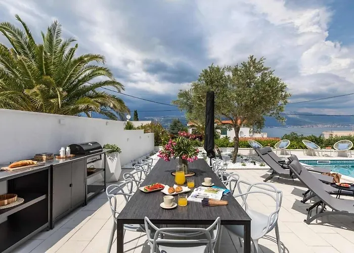 Lägenhet In Arbanija With Terrace, Air Conditioning, Wifi 5139-4 Trogir