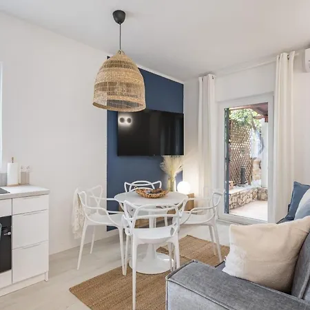 In Arbanija With Terrace, Air Conditioning, Wifi 5139-4