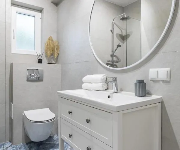 In Arbanija With Terrace, Air Conditioning, Wifi 5139-4 Trogir